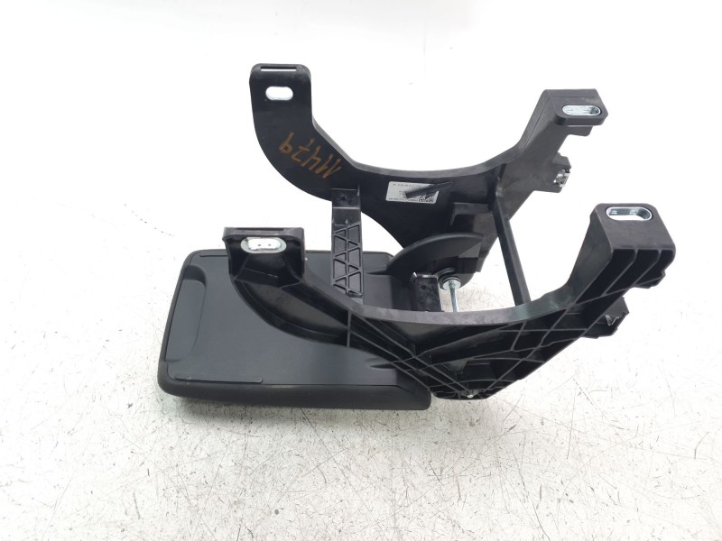 Recambio de apoyabrazos central para audi a4 avant (8wd) referencia OEM IAM 8W0864207SU9  