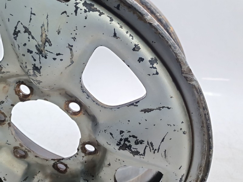 Recambio de llanta para toyota hilux vii pick-up (_n1_, _n2_, _n3_) 2.5 d-4d 4wd (kun25_) referencia OEM IAM 426110KJ00  