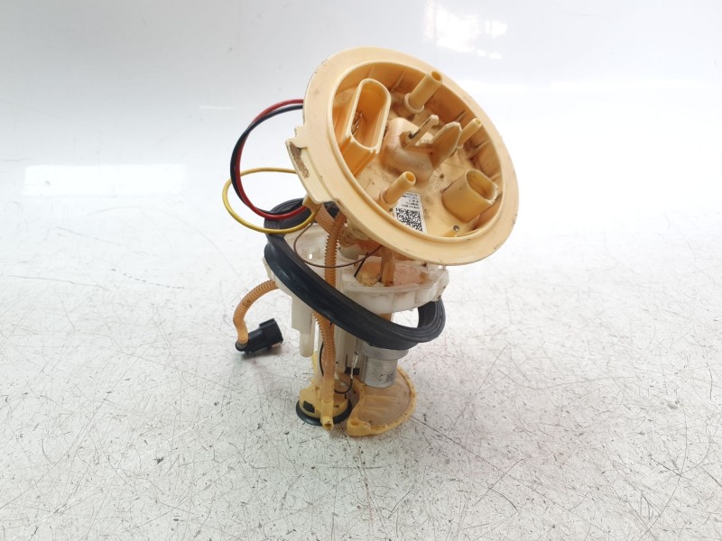 Recambio de bomba combustible para audi a4 avant (8wd) referencia OEM IAM 8W0919088K  