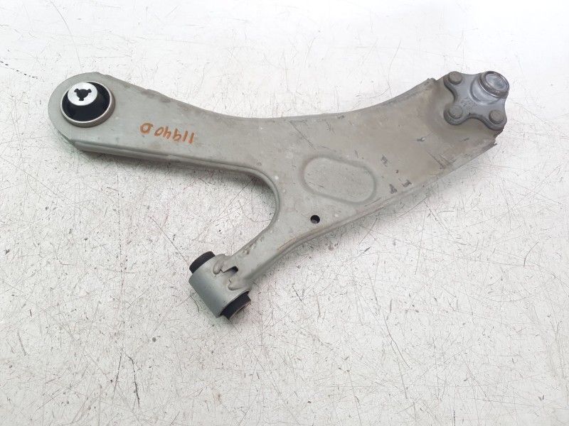 Recambio de brazo suspension delantero derecho para citroën c4 berlina e-feel referencia OEM IAM 9831682780  