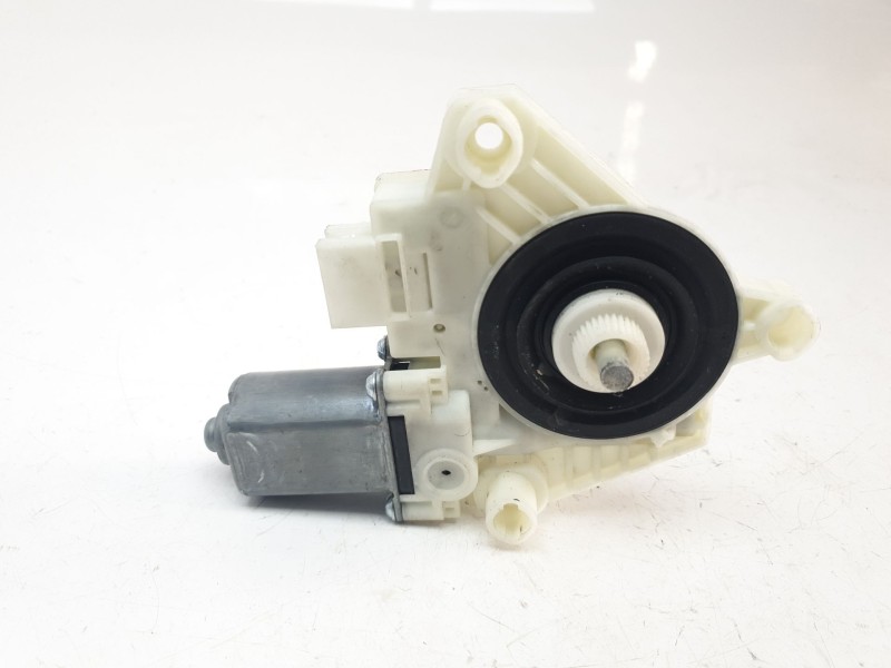 Recambio de elevalunas delantero derecho para mercedes-benz clase glc (w253) glc 220 d 4matic referencia OEM IAM A2139069501 A21