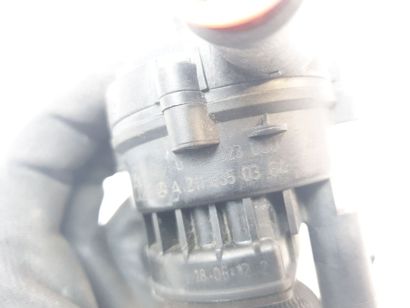Recambio de bomba agua para mercedes-benz clase glc (w253) glc 220 d 4matic referencia OEM IAM A2116350364 A2116350364 