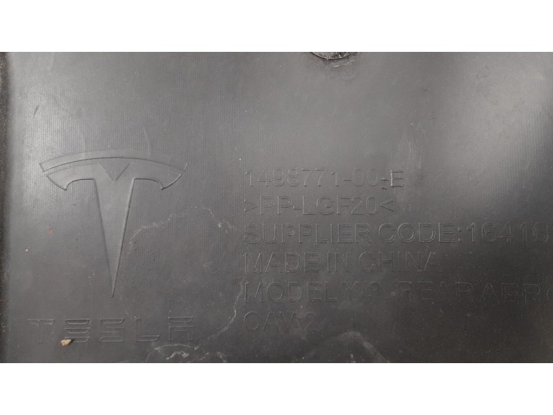 Recambio de cubrecarter para tesla model 3 (5yj3) ev awd referencia OEM IAM 149877100E  