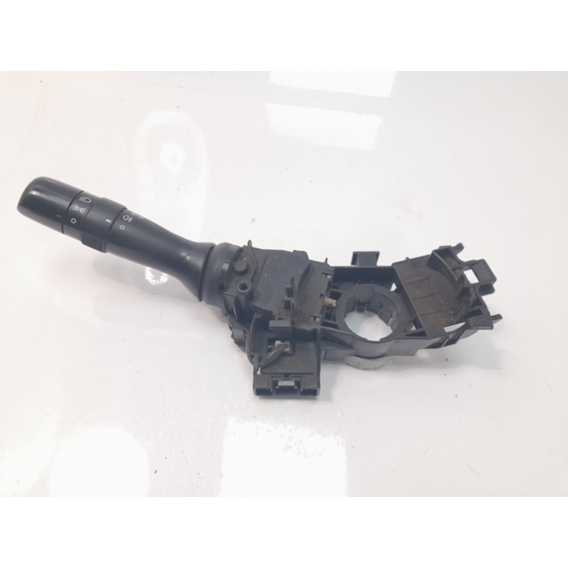 Recambio de mando intermitentes para toyota hilux vii pick-up (_n1_, _n2_, _n3_) 2.5 d-4d 4wd (kun25_) referencia OEM IAM 841405