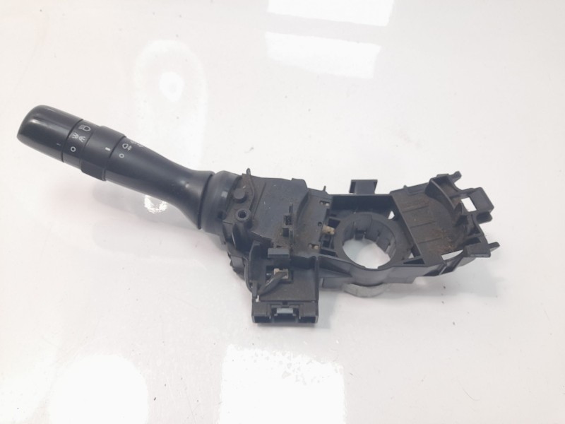 Recambio de mando intermitentes para toyota hilux vii pick-up (_n1_, _n2_, _n3_) 2.5 d-4d 4wd (kun25_) referencia OEM IAM 841405
