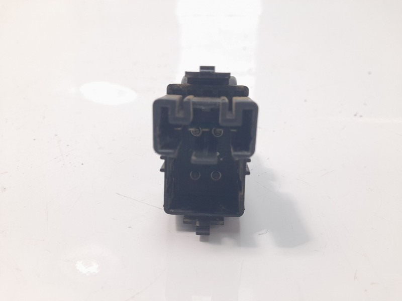 Recambio de mando elevalunas delantero derecho para toyota hilux vii pick-up (_n1_, _n2_, _n3_) 2.5 d-4d 4wd (kun25_) referencia