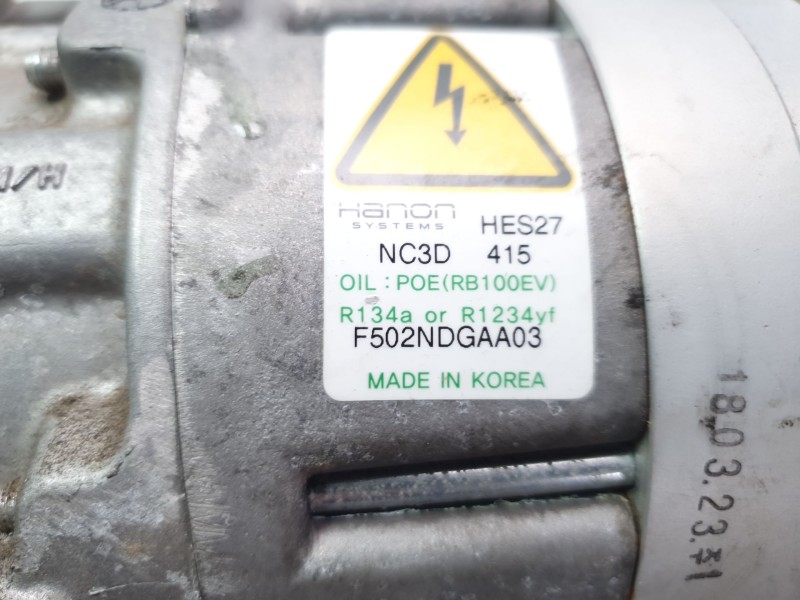 Recambio de compresor aire acondicionado para kia niro business referencia OEM IAM F502 320146 CAF990287