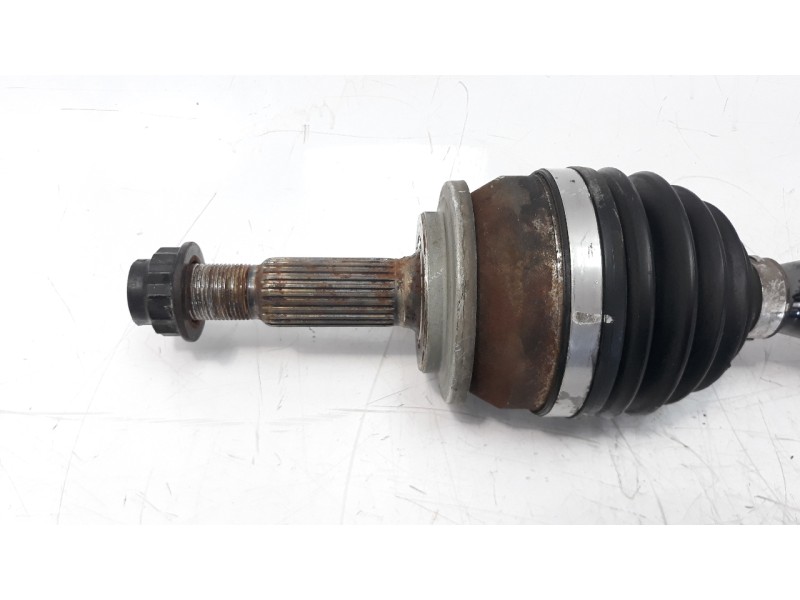 Recambio de transmision delantera derecha para toyota auris active referencia OEM IAM 434100F041  DS60899