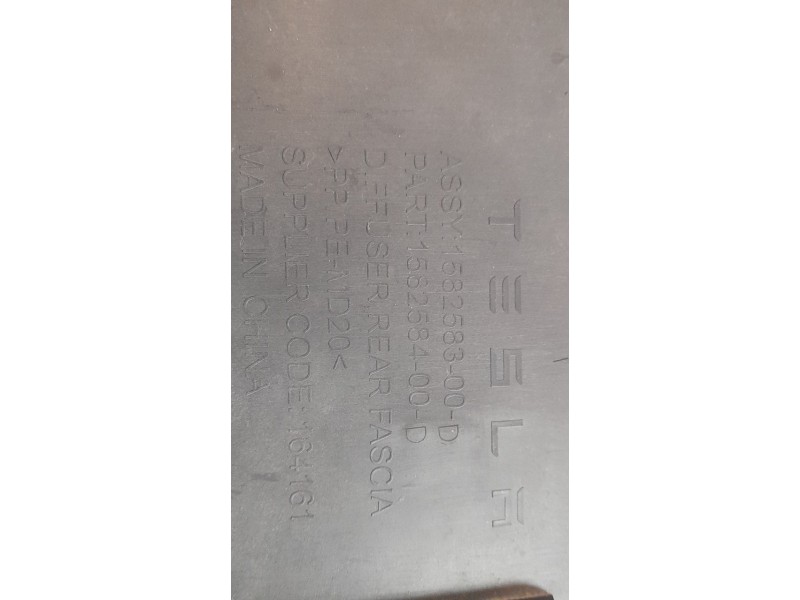 Recambio de cubrecarter para tesla model 3 (5yj3) ev awd referencia OEM IAM 158258300D  