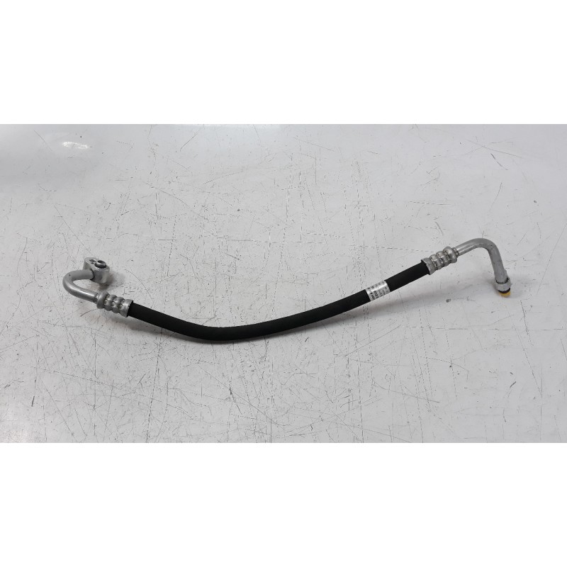 Recambio de tubos aire acondicionado para mercedes-benz clase c (w204) berlina 2.2 cdi cat referencia OEM IAM A2048300615  