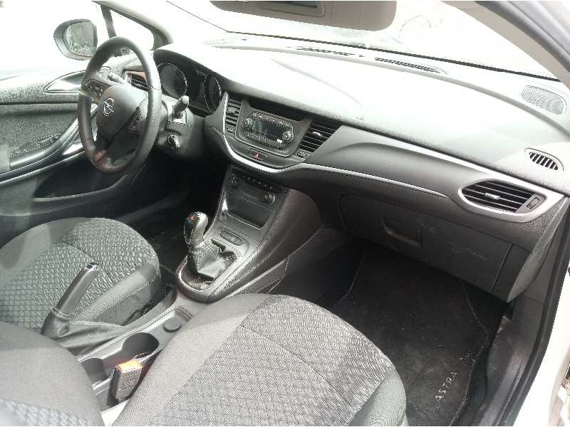 opel astra k sports tourer del año 2018