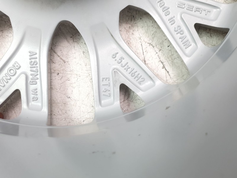 Recambio de llanta para seat ibiza v (kj1, kjg) 1.0 tsi referencia OEM IAM 6F0601025M  