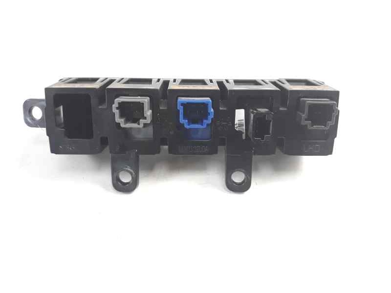 Recambio de interruptor para nissan pulsar (c13) acenta referencia OEM IAM 689TU3ZL0A  