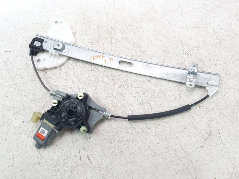 Recambio de elevalunas trasero derecho para kia stonic (ybcuv) concept referencia OEM IAM 82402H8100  