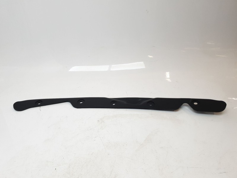 Recambio de moldura para porsche 911 (typ 997) carrera s coupe referencia OEM IAM 99655676101  