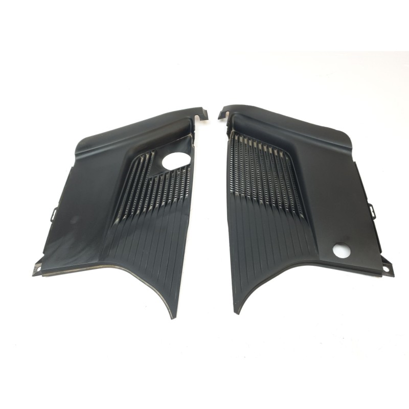 Recambio de moldura para porsche 911 (typ 997) carrera s coupe referencia OEM IAM 99757236202 99757236102 