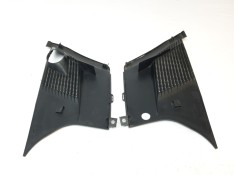 Recambio de moldura para porsche 911 (typ 997) carrera s coupe referencia OEM IAM 99757236202 99757236102  2