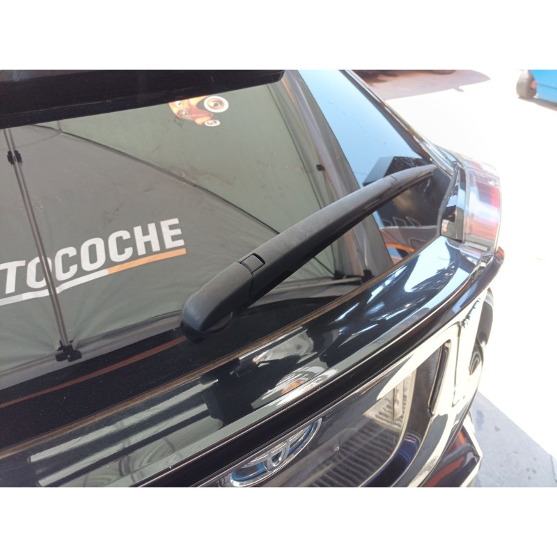 Recambio de brazo limpia trasero para toyota c-hr (_x1_) 1.8 hybrid (zyx10_, zyx11_) referencia OEM IAM   