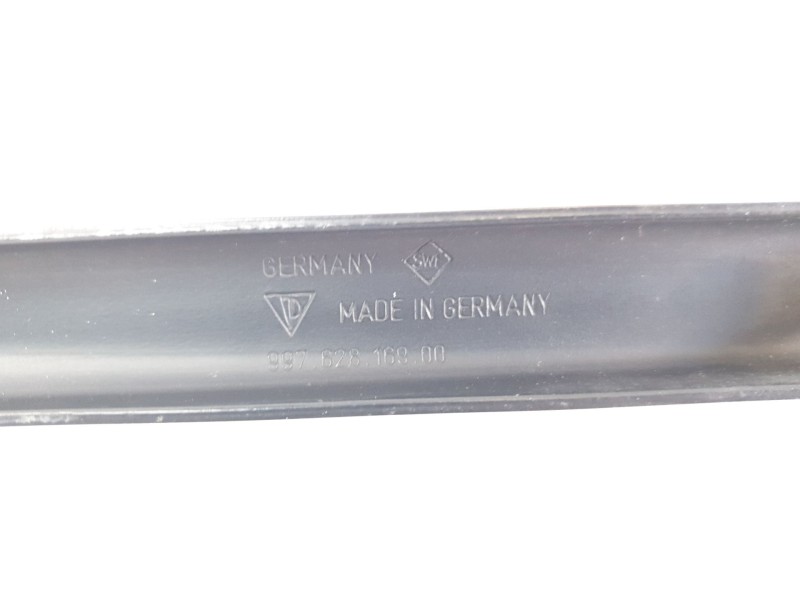 Recambio de brazo limpia trasero para porsche 911 (typ 997) carrera s coupe referencia OEM IAM 99762816900  