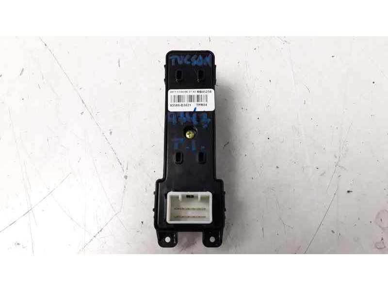 Recambio de mando elevalunas trasero izquierdo para hyundai tucson kosmo bluedrive 2wd referencia OEM IAM 93580D3021  