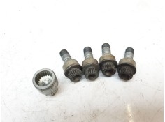 JUEGO TORNILLOS DE RUEDA 99736105702 