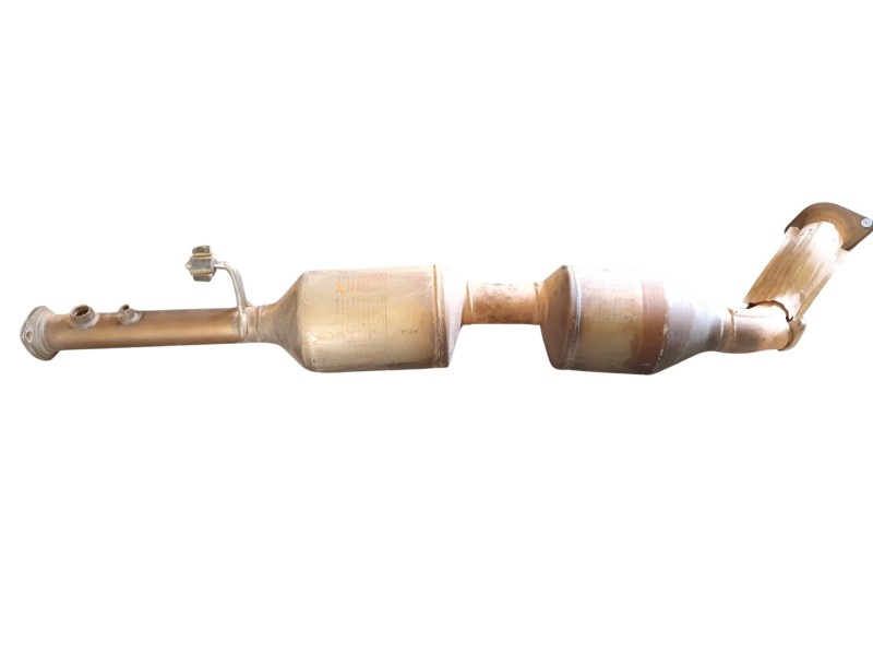 Recambio de catalizador para toyota hilux (gun1) doble cabina dlx 4x4 referencia OEM IAM ZC3  