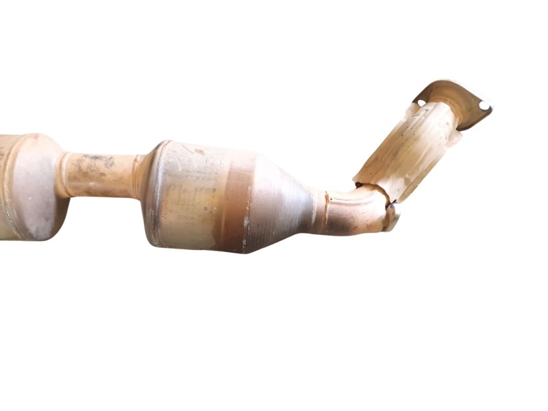 Recambio de catalizador para toyota hilux (gun1) doble cabina dlx 4x4 referencia OEM IAM ZC3  