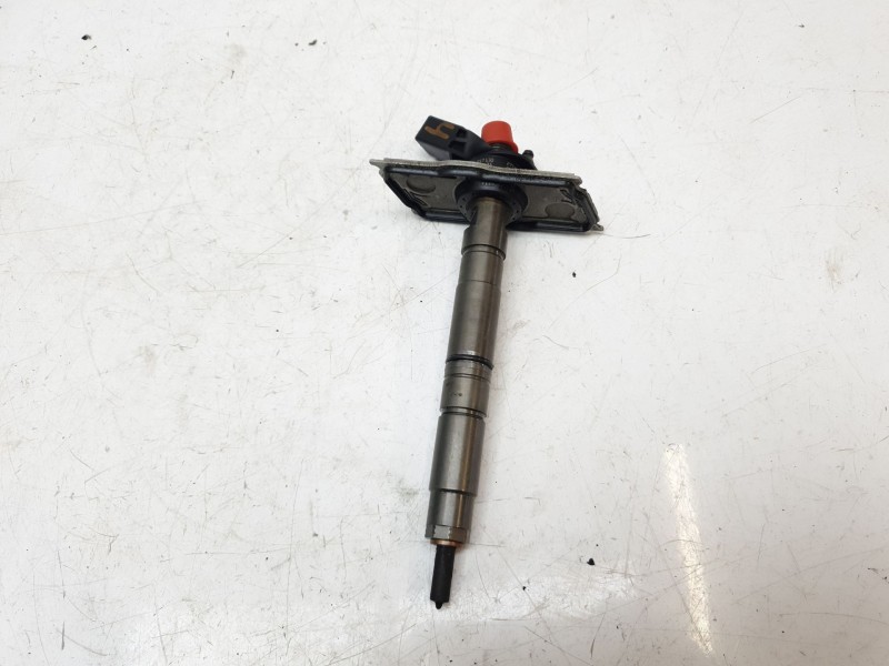 Recambio de inyector para porsche cayenne (typ 92aa) s diesel referencia OEM IAM 057130277AM  