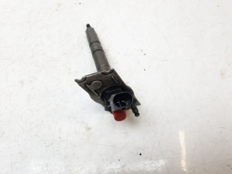 Recambio de inyector para porsche cayenne (typ 92aa) s diesel referencia OEM IAM 057130277AM  