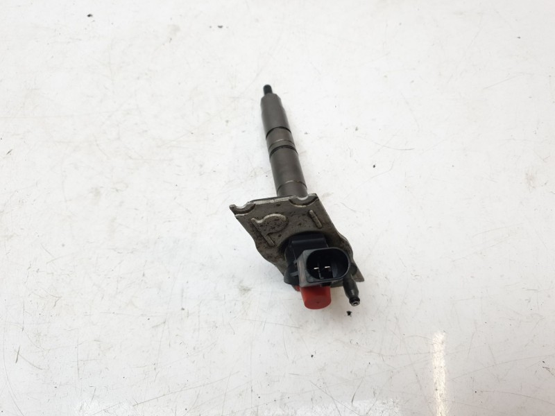 Recambio de inyector para porsche cayenne (typ 92aa) s diesel referencia OEM IAM 057130277AM  