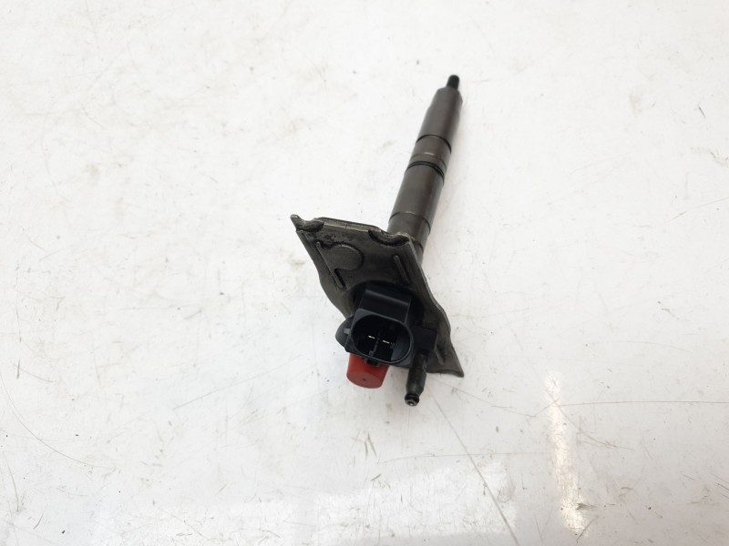 Recambio de inyector para porsche cayenne (typ 92aa) s diesel referencia OEM IAM 057130277AM  
