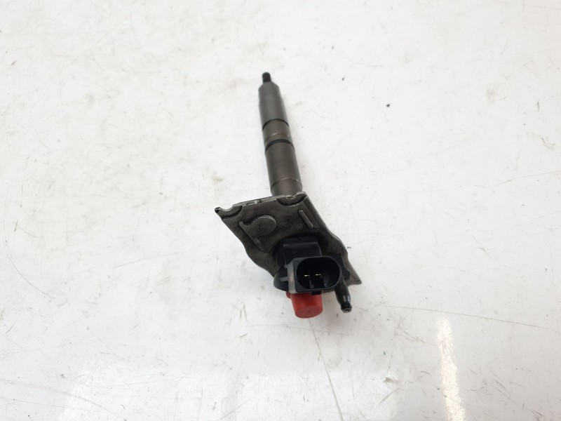 Recambio de inyector para porsche cayenne (typ 92aa) s diesel referencia OEM IAM 057130277AM  