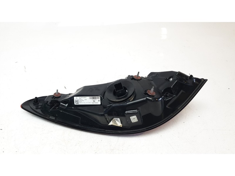 Recambio de piloto trasero derecho para mercedes-benz cle cle 220d referencia OEM IAM A2549064802  
