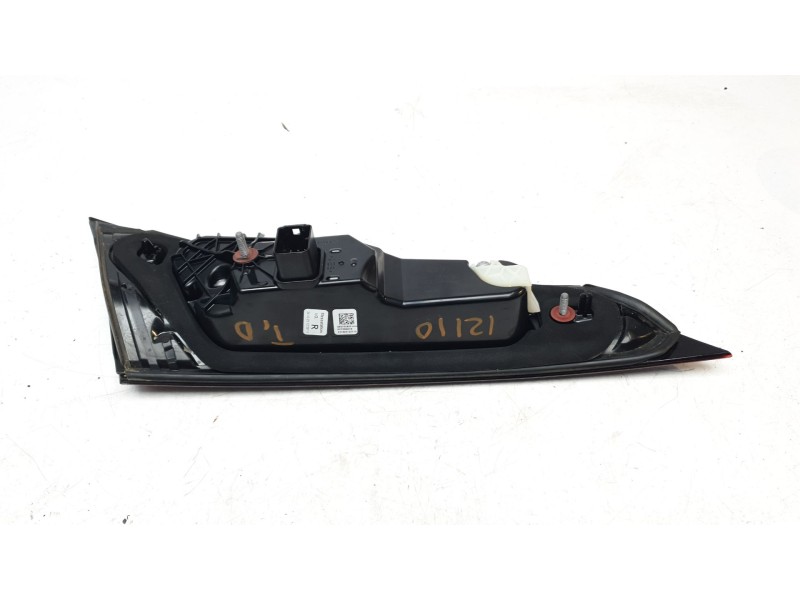 Recambio de piloto trasero derecho interior para mercedes-benz cle cle 220d referencia OEM IAM A2549065202  