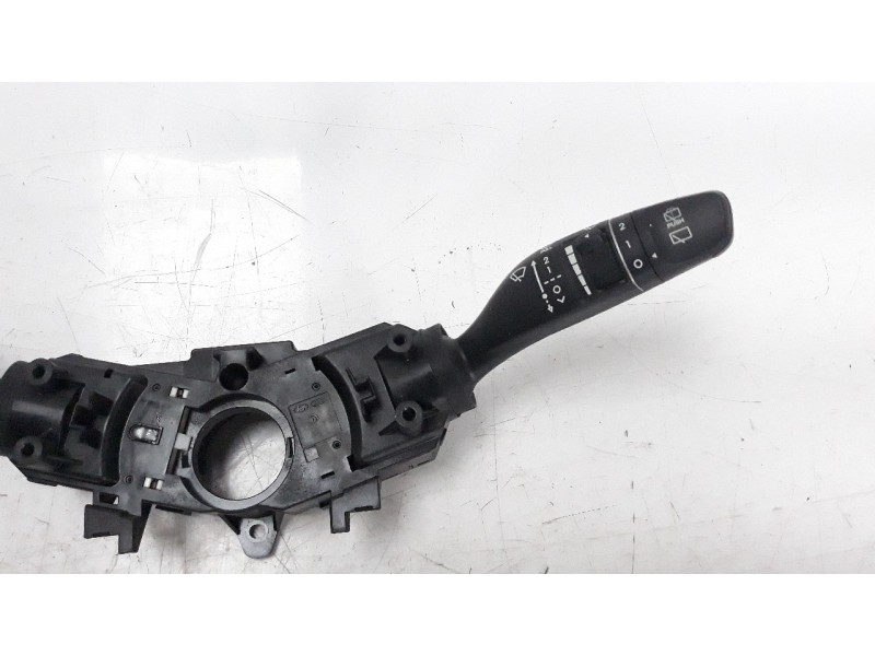 Recambio de mando multifuncion para hyundai tucson 1.6 cat referencia OEM IAM 93403D3850  