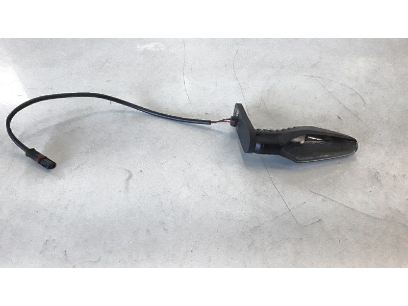 Recambio de piloto trasero derecho para bmw f 850 gs f 850 adventure referencia OEM IAM 63238522500  