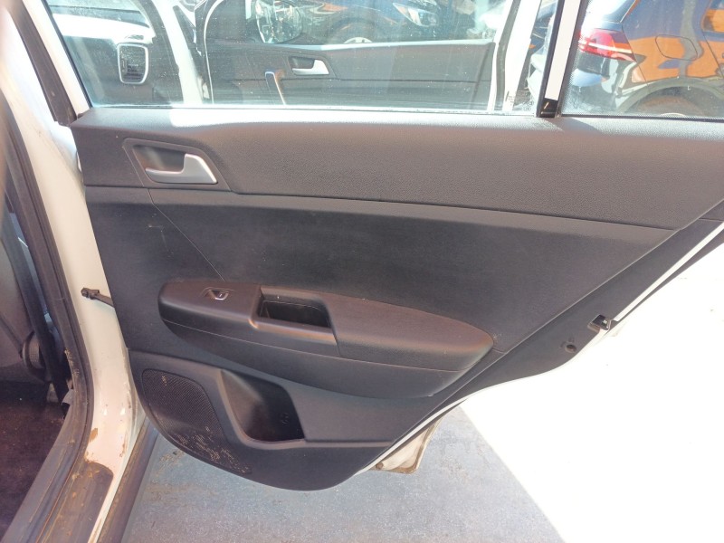 Recambio de elevalunas trasero derecho para kia sportage drive 4x2 referencia OEM IAM   