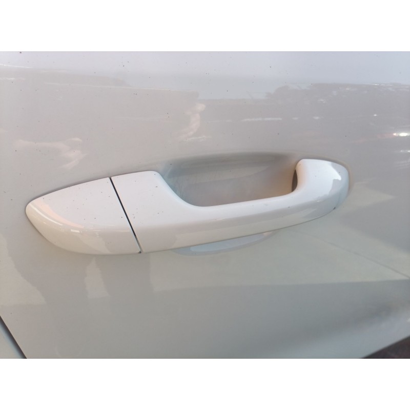 Recambio de maneta exterior delantera derecha para kia sportage drive 4x2 referencia OEM IAM   