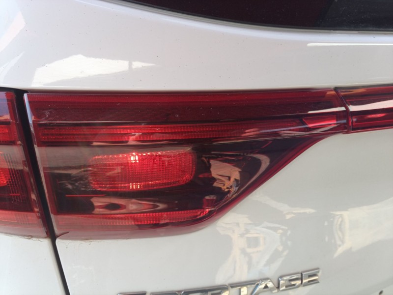 Recambio de piloto trasero izquierdo interior para kia sportage drive 4x2 referencia OEM IAM   