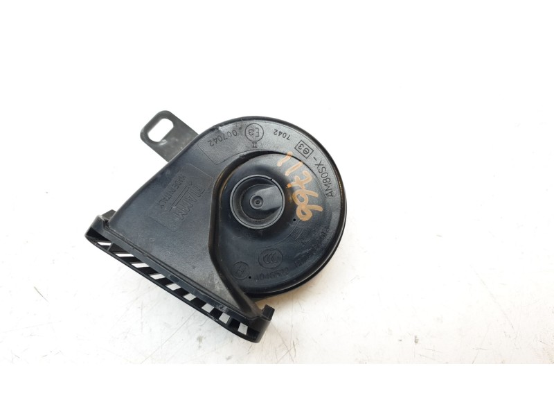 Recambio de claxon para jaguar e-pace first edition referencia OEM IAM J9C313801AA  