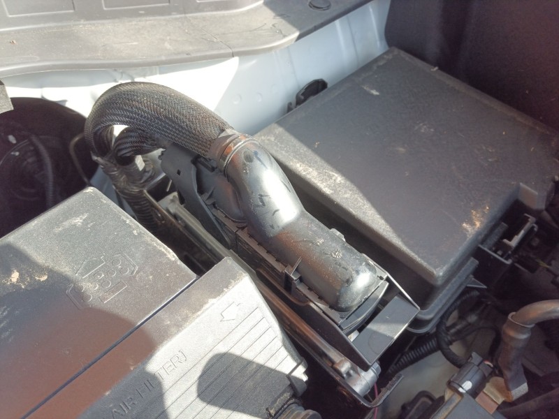 Recambio de centralita motor uce para kia sportage drive 4x2 referencia OEM IAM   