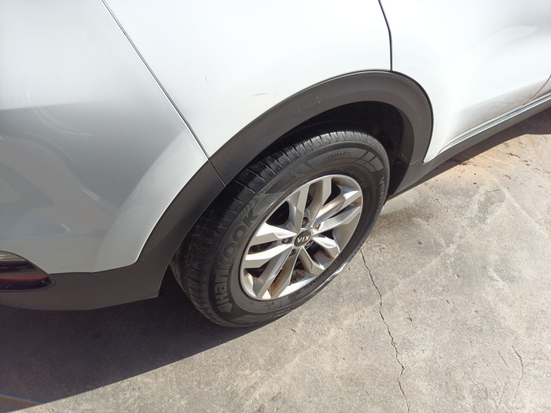 Recambio de paso rueda trasero derecho para kia sportage drive 4x2 referencia OEM IAM   