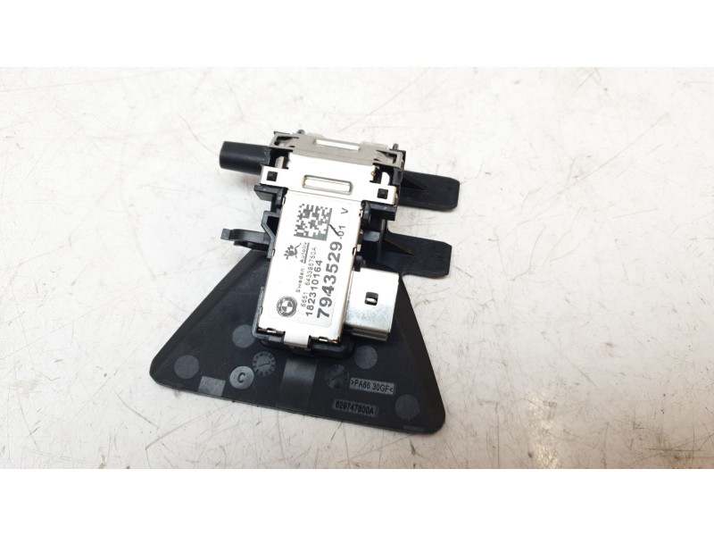 Recambio de camara vision frontal para mini countryman (f60) 1.5 12v referencia OEM IAM 6651182310164  