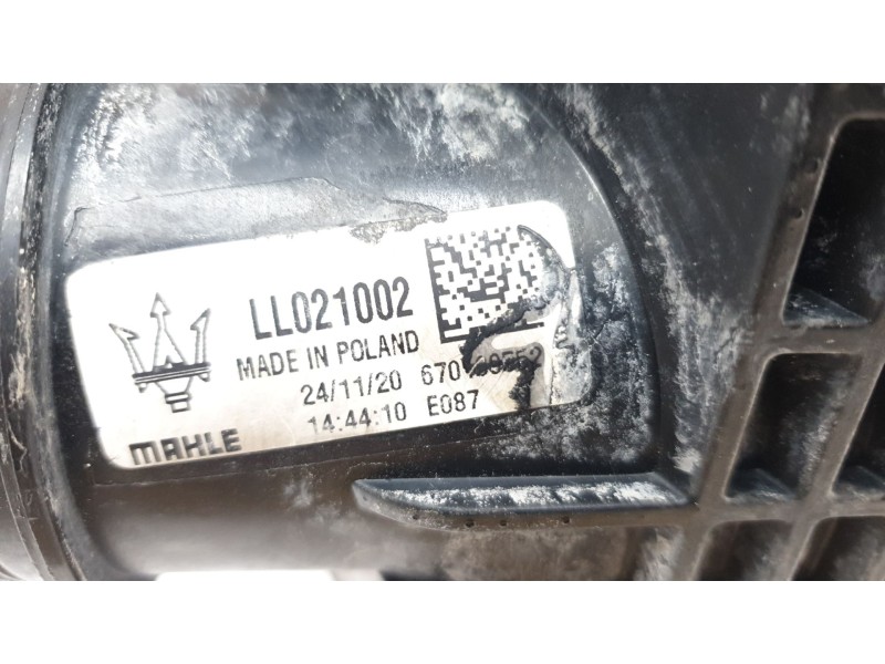 Recambio de intercooler para maserati ghibli iii (m157) 3.0 referencia OEM IAM 670109552  