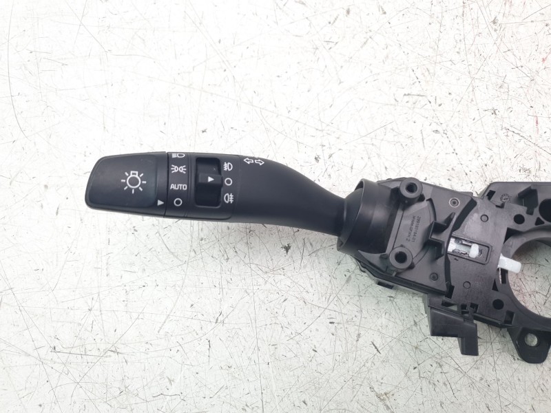 Recambio de mando multifuncion para kia stonic (ybcuv) concept referencia OEM IAM 93403D4952  