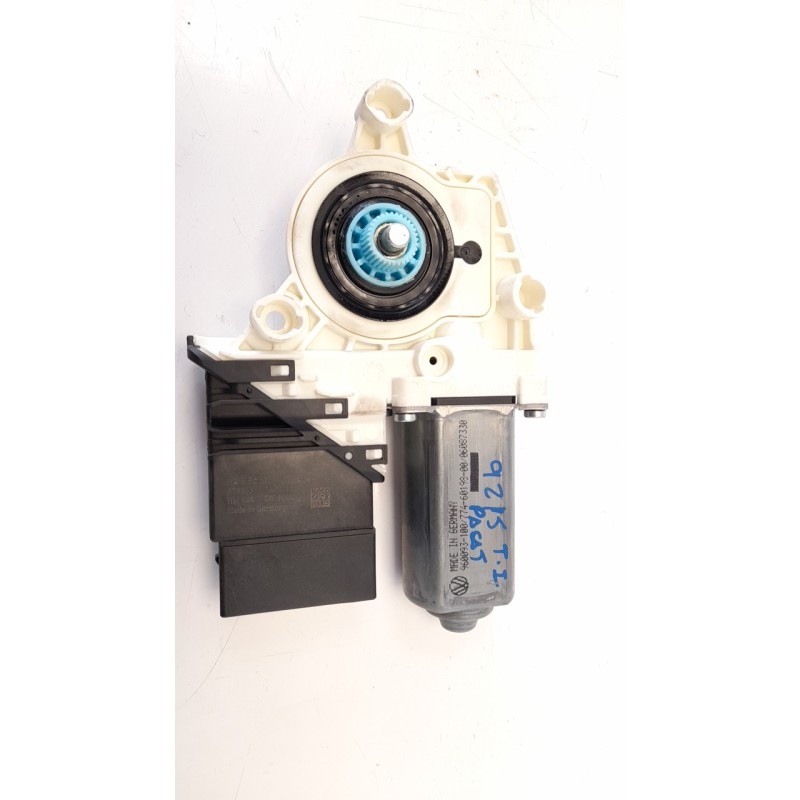 Recambio de motor elevalunas delantero derecho para volkswagen passat berlina (3c2) advance referencia OEM IAM 1K0959703P 973624