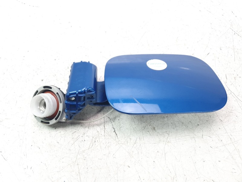 Recambio de tapa exterior combustible para kia stonic (ybcuv) concept referencia OEM IAM 69510H8400  