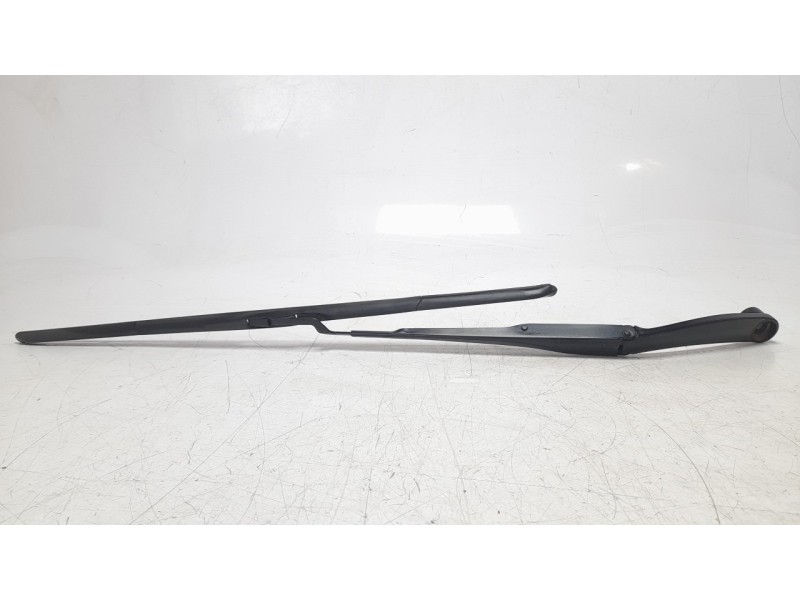 Recambio de brazo limpia delantero izquierdo para kia sportage concept 2wd referencia OEM IAM 98311D9000  