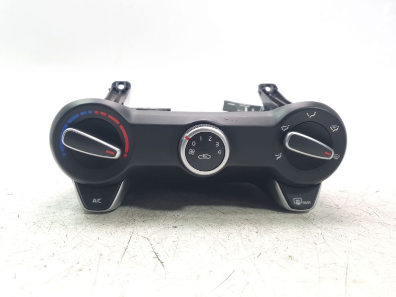 Recambio de mando calefaccion / aire acondicionado para kia stonic (ybcuv) concept referencia OEM IAM 97250H8120LEF  