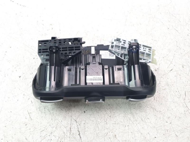 Recambio de mando calefaccion / aire acondicionado para kia stonic (ybcuv) concept referencia OEM IAM 97250H8120LEF  